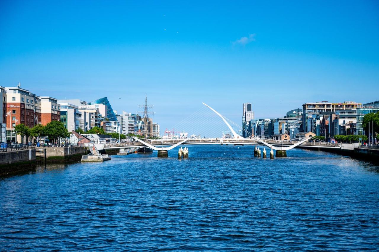 Staycity Aparthotels Dublin City Quay Екстер'єр фото